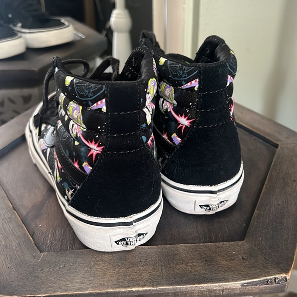 Vans, Toy Story, size 6, high tops - Picture 4 of 11